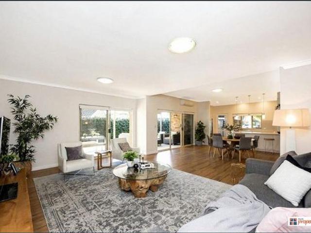 House for rent in Booragoon, Western Australia
