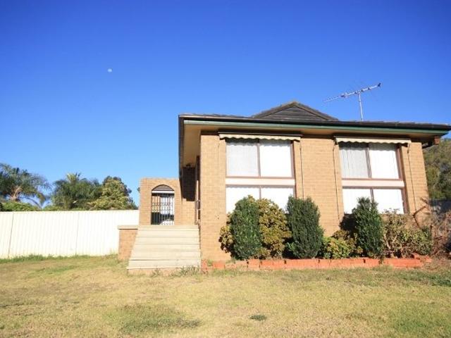 House for rent in Rosemeadow, Sydney