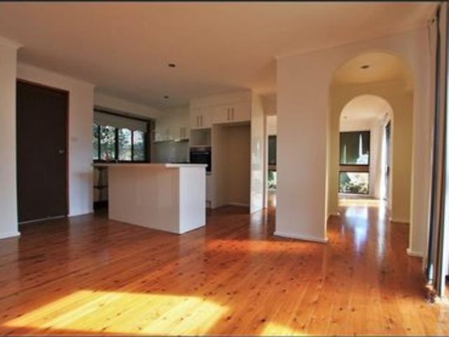 House for rent in Rosemeadow, Sydney