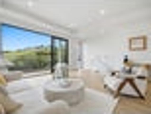 House for sale in Whangaparaoa