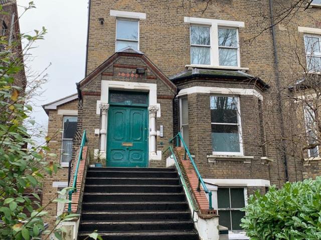 Apartment for rent in Penge, Greater London