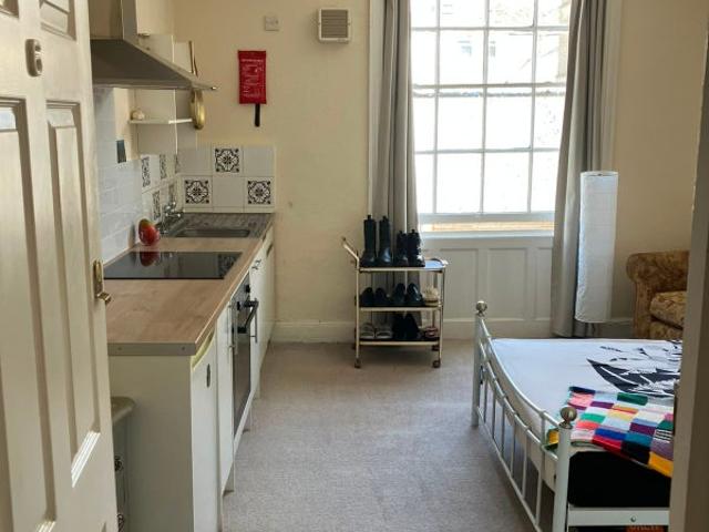 Studio for rent in Brunswick, Brighton & Hove