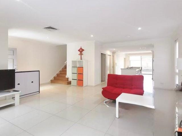 Land for rent in Sydney, New South Wales