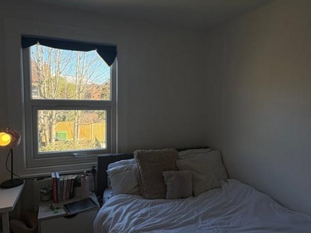 Studio for rent in Streatham, Greater London