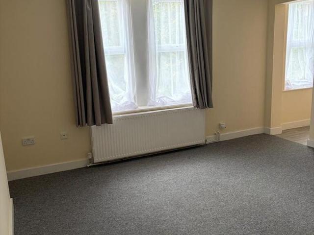 Studio for rent in Shepherd's Bush, Greater London