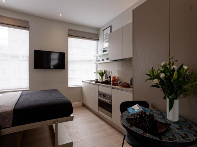 Apartment for rent in South Kensington, Greater London