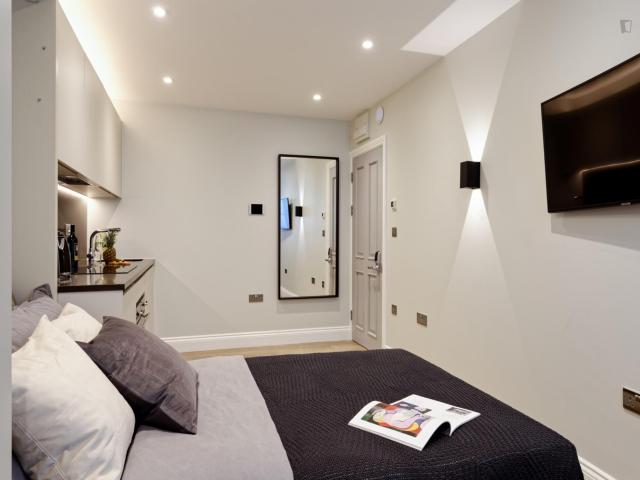 Apartment for rent in South Kensington, Greater London