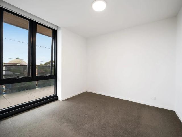 Apartment for rent in St Kilda, Melbourne