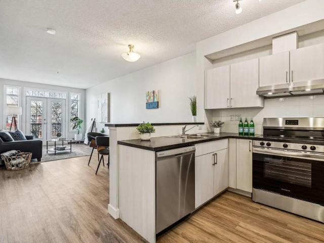 Condo for rent in Connaught, Calgary