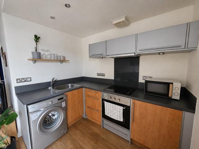 Studio for rent in Ladywood, West Midlands
