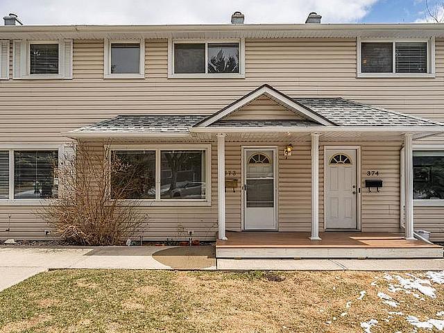 Townhouse for rent in Northwest, Alberta