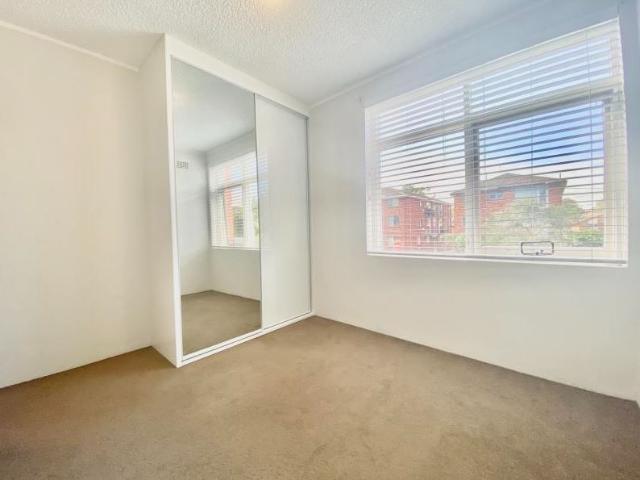 Apartment for rent in Hillsdale