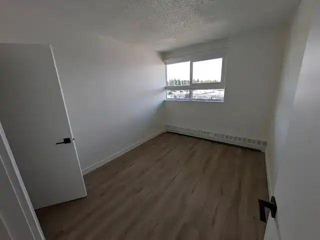 Room for rent in Britannia, Calgary