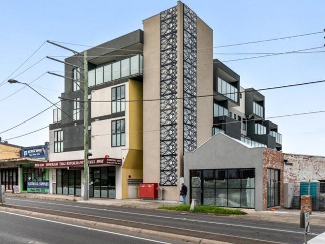 Apartment for rent in Strathmore, Melbourne