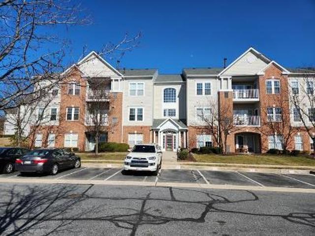 Condo for sale in Rosedale