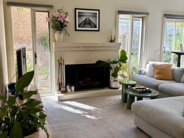 Room for rent in Camerons Creek, Victoria