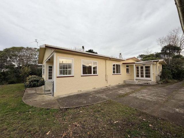House for rent in Otakou