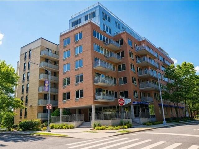 Condo for sale in Arverne, New York