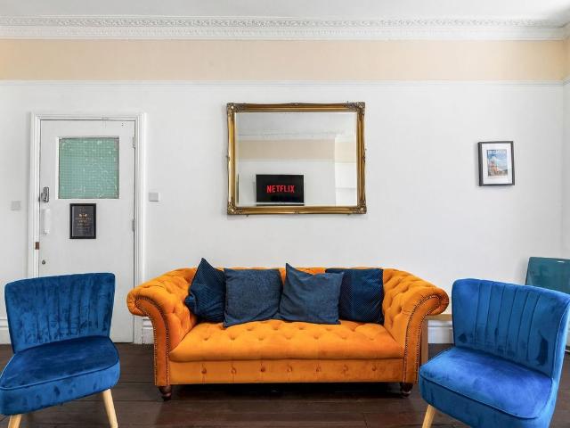 Apartment for rent in Brunswick, Brighton