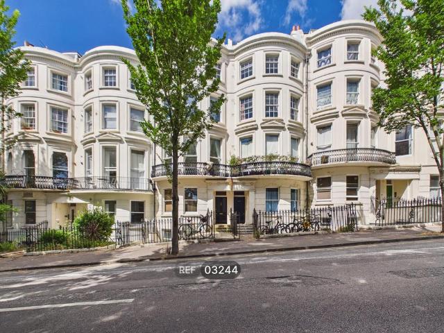 Apartment for rent in Brunswick, Brighton & Hove