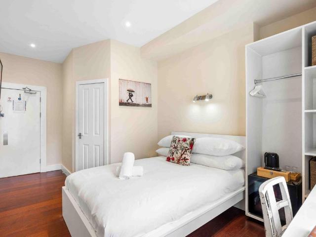 Apartment for rent in Brunswick, Brighton & Hove