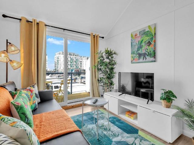 Apartment for rent in Roedean