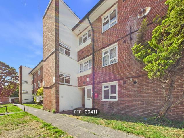 Apartment for rent in Moulsecoomb, Brighton