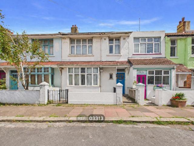 Apartment for rent in Whitehawk, Brighton & Hove