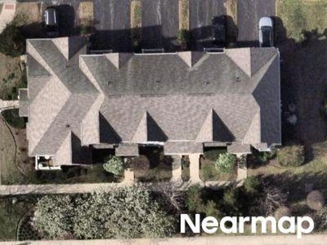 Townhouse for sale in Lemont Townhouse for sale in Lemont
