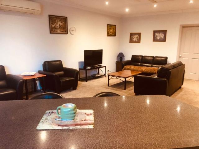 Room for rent in Camerons Creek, Victoria