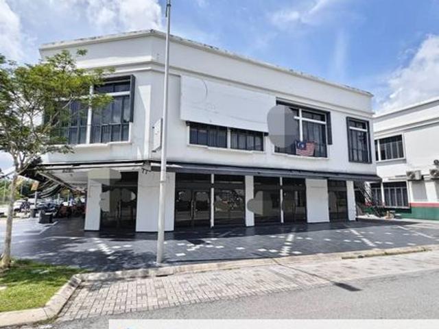 Shop for rent in Kajang, Langat