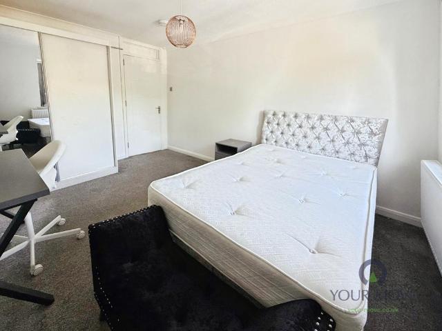 House for rent in Hooley, Reigate and Banstead