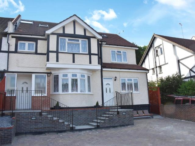 Apartment for rent in London Borough of Croydon, Purley