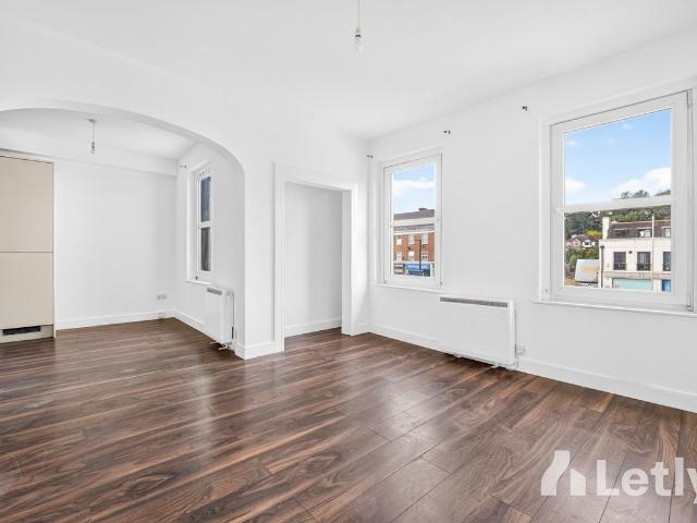 Apartment for rent in London Borough of Croydon, Greater London
