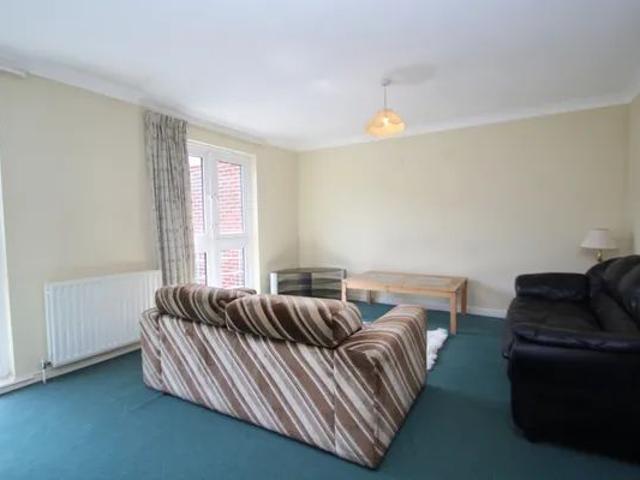 Apartment for rent in London Borough of Croydon, Purley