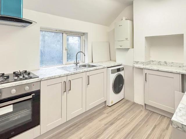 Apartment for rent in London Borough of Croydon, Purley