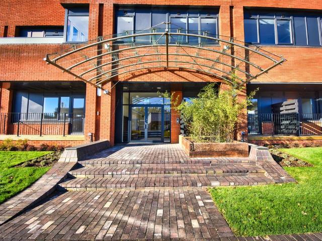 Apartment for rent in Red Hill, Surrey