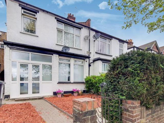 Apartment for rent in London Borough of Croydon, Greater London