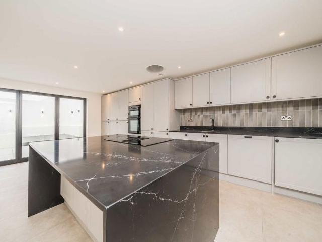 House for rent in Surbiton, Greater London