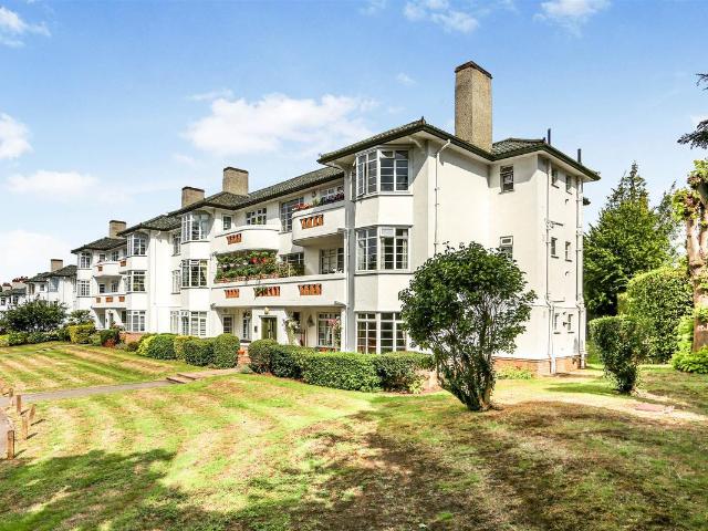 Apartment for rent in Carshalton Beeches, Greater London