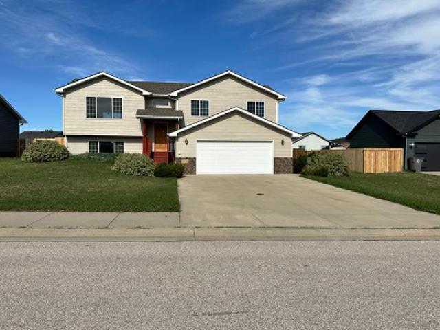 House for sale in Ellsworth Afb, South Dakota