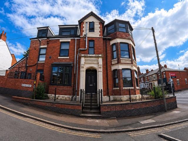 Apartment for rent in Ball Hill, Coventry