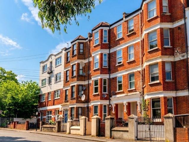 Apartment for rent in Brixton, Greater London
