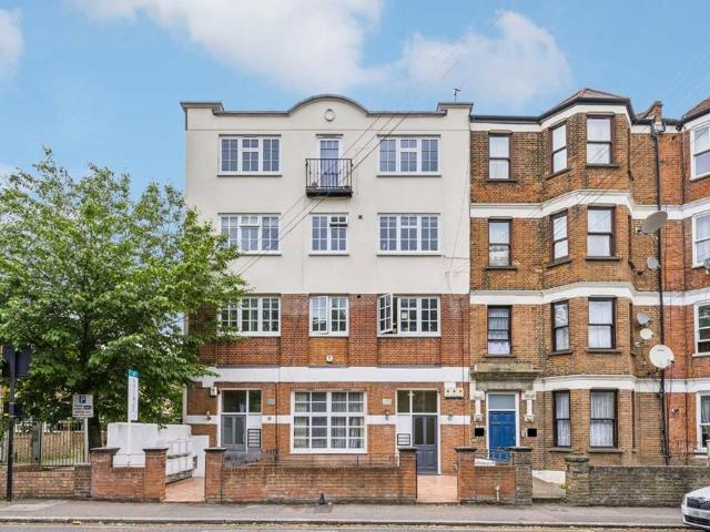 House for rent in Brixton, Greater London