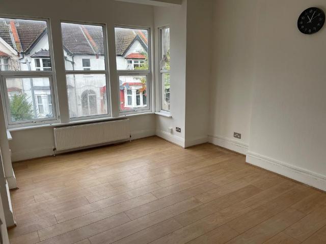 Apartment for rent in Alton Barnes, Essex