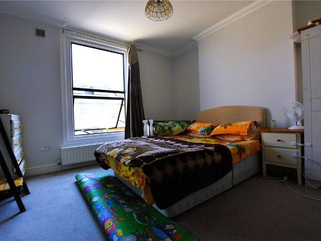 Apartment for rent in London Borough of Croydon, Thornton Heath