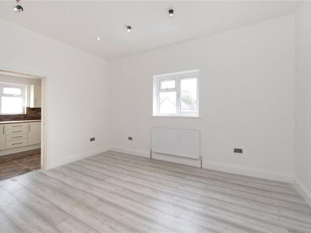 Apartment for rent in London Borough of Croydon, Thornton Heath