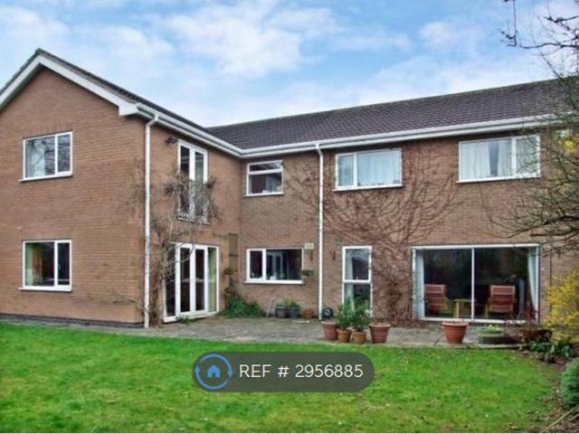Room for rent in Cannon Park, West Midlands