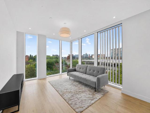 House for rent in Somers Town, Greater London