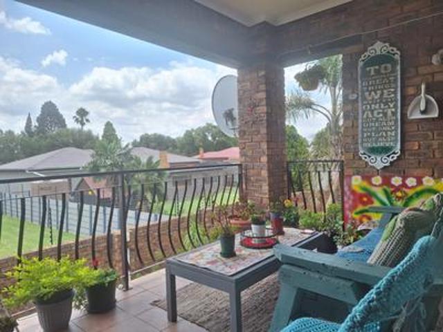 Townhouse for rent in Ekurhuleni, Gauteng